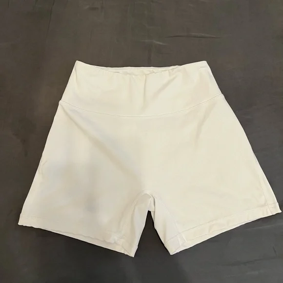 Alphalete shorts - Picture 4 of 6